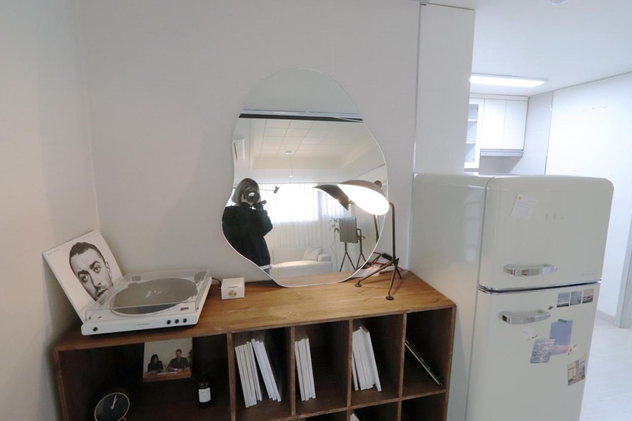 Lovely House Hongdae Appartement Seoel Buitenkant foto